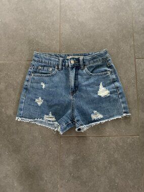 Girls Denim Distressed Fray Hem Shorts